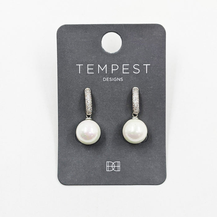 Classic pearl earring with cz encrusted bar post