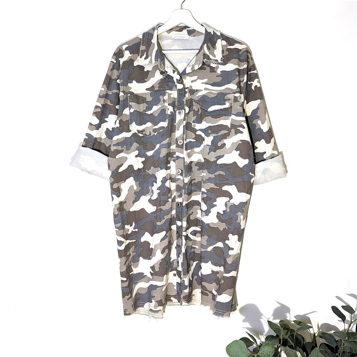 Camo subtle stretchy shacket with raw edge and pockets (O/S)